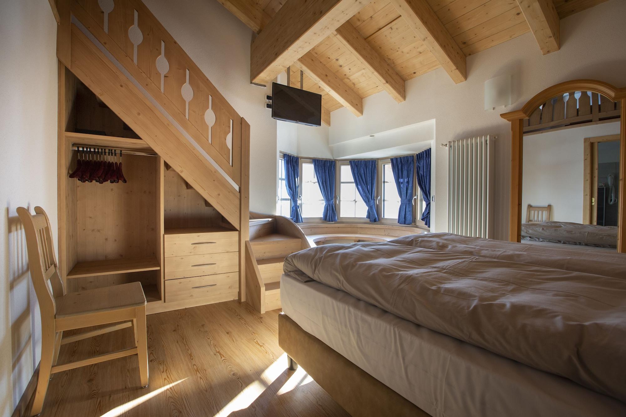 Hotel "La Suisse" Livigno Eksteriør bilde