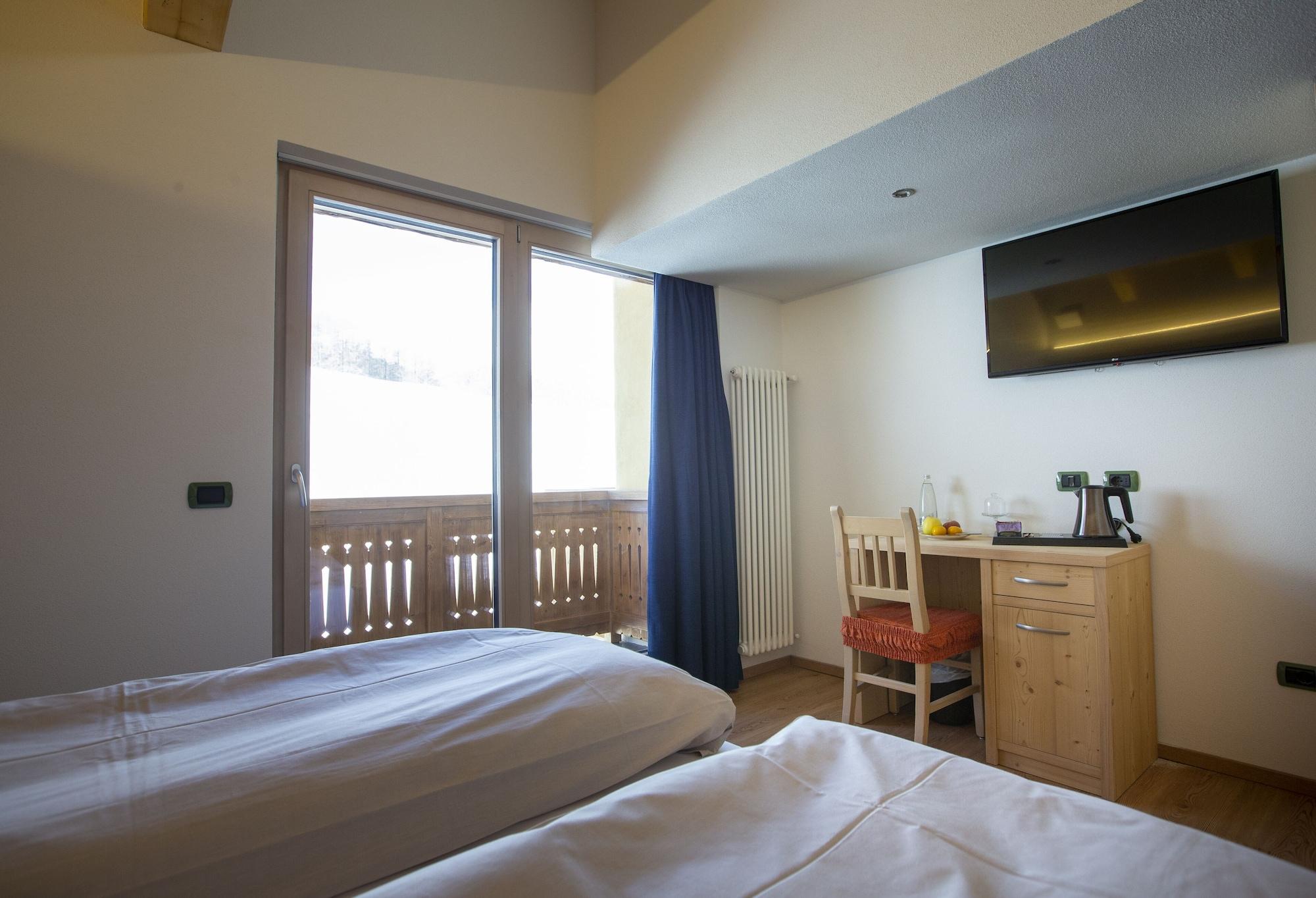 Hotel "La Suisse" Livigno Eksteriør bilde