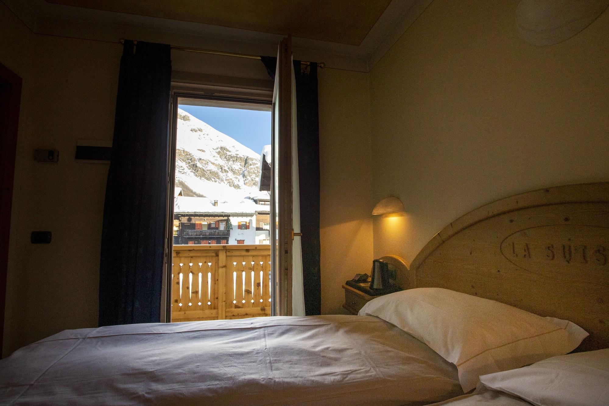 Hotel "La Suisse" Livigno Eksteriør bilde